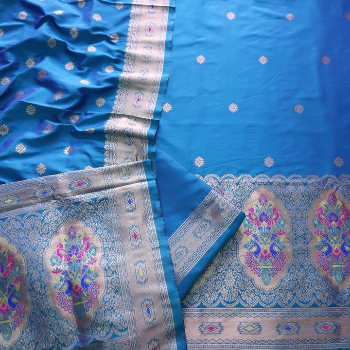 Saarthi Amber Blue Banarasi Jacquard Weaved Hemline Paithani Silk Set