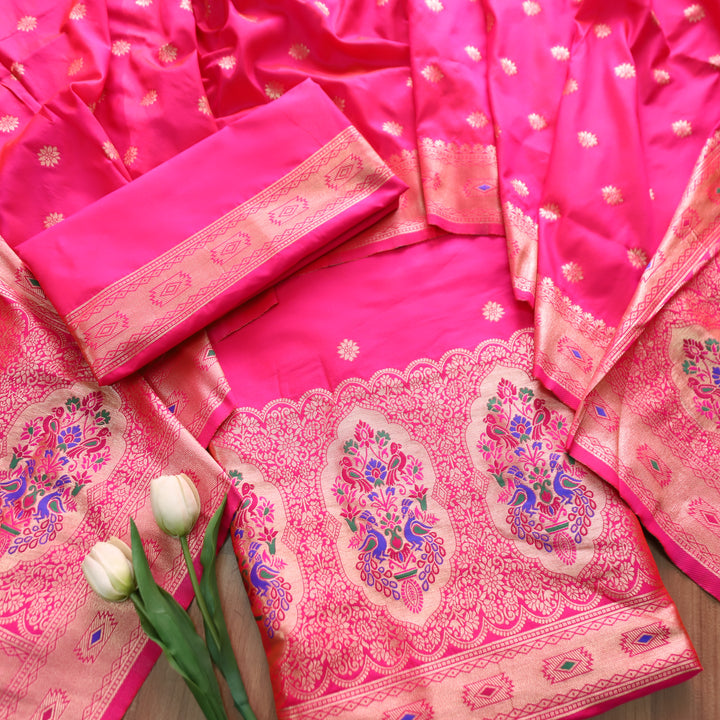 Saarthi Bright Pink Banarasi Jacquard Weaved Hemline Paithani Silk Set