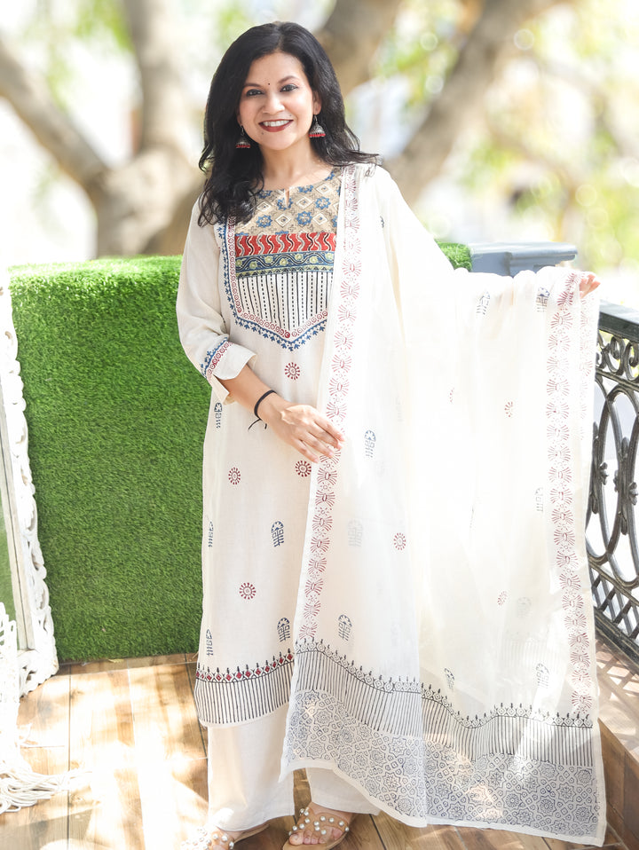Gul Hans Safed Kutch Cotton 3 Piece Set
