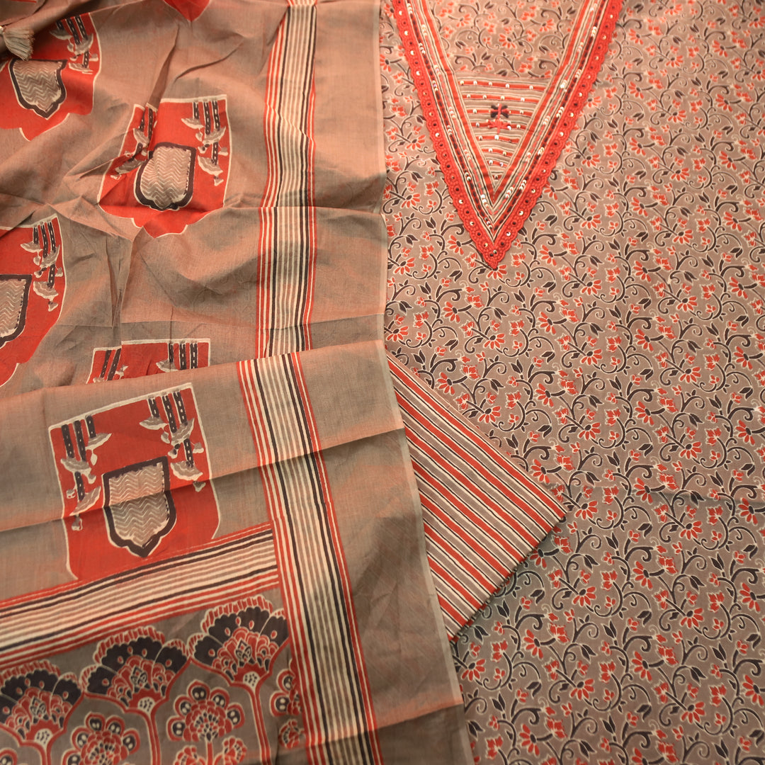 Sourya Hazel Beige Lace Work in Ajrakh Print Cotton Set