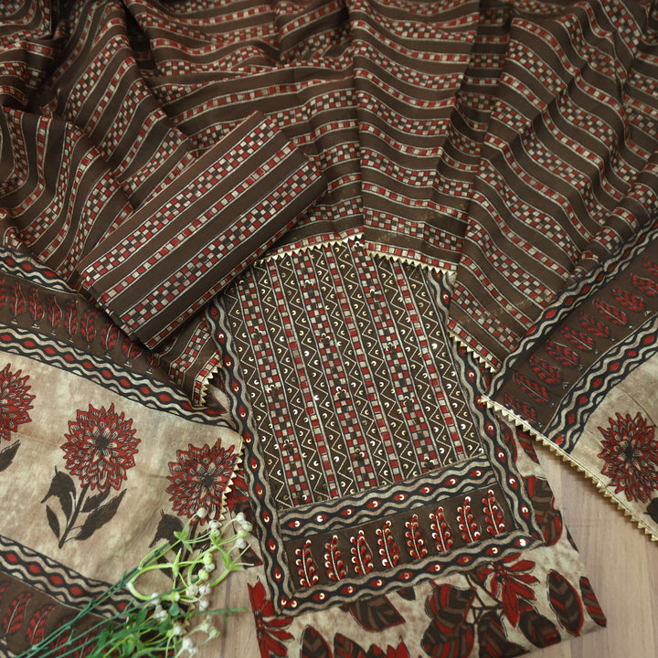 Phool Tan Hazel Zari Work Yoke Floral Printed Cotton Set