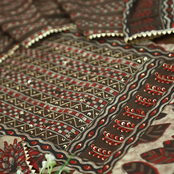 Phool Tan Hazel Zari Work Yoke Floral Printed Cotton Set