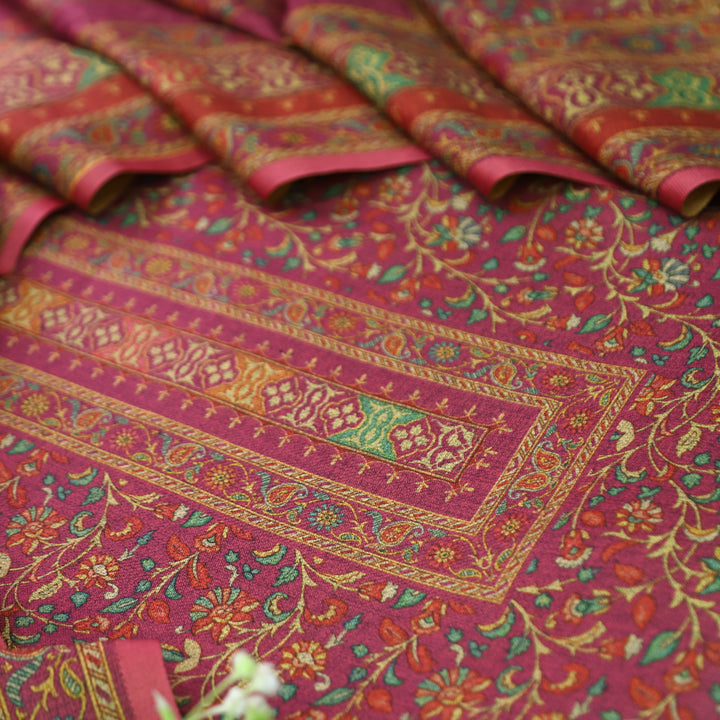 काशगिरि Magenta Pink Kanni Floral Printed Semi Pashmina Winter Set