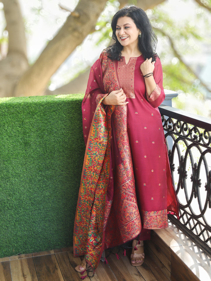 Saheli Cranberry Magenta Round Neck in Jamdani Kashmiri Inspired Chanderi 3 Piece Set