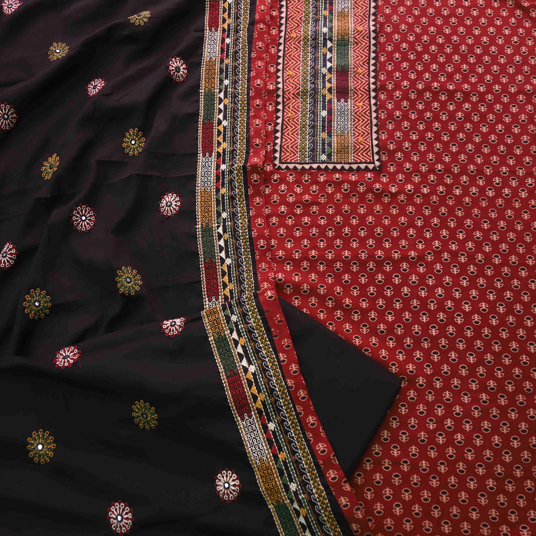 Khairiyat Blood Red Kutch Work Printed Cotton Top With Cotton Dupatta Set