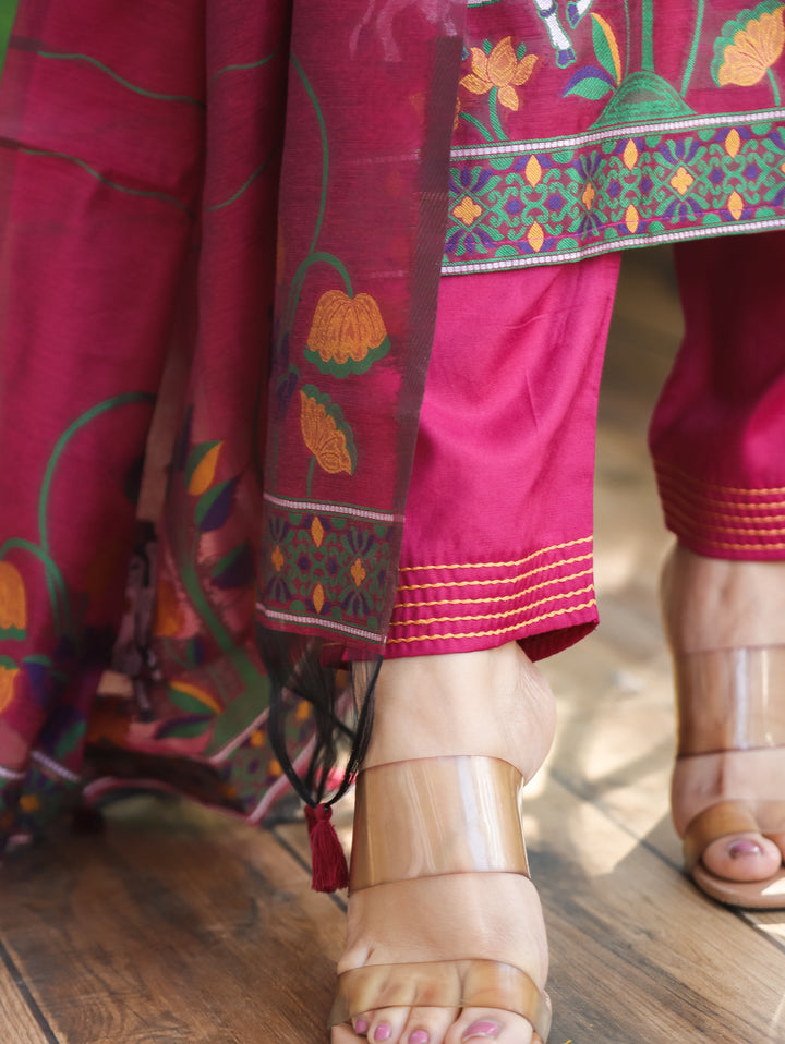 Subhadra Cranberry Pink Collar Running Thread Pichwai Jamdani Chanderi 3 Piece Set