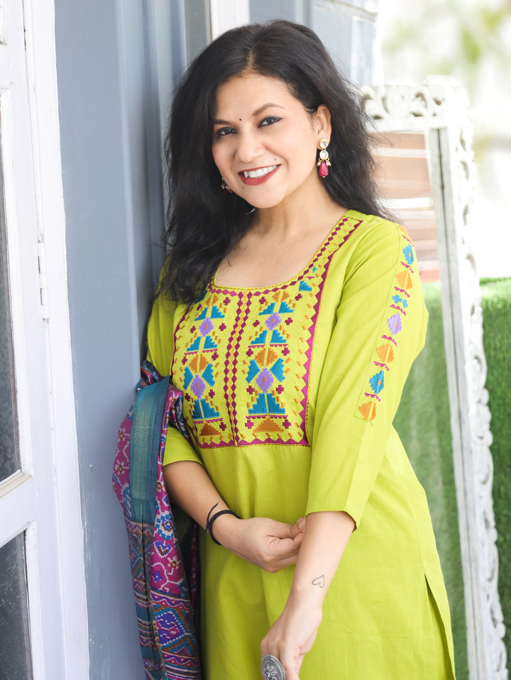 Amour Green Embroidered Cotton 3 Piece Set