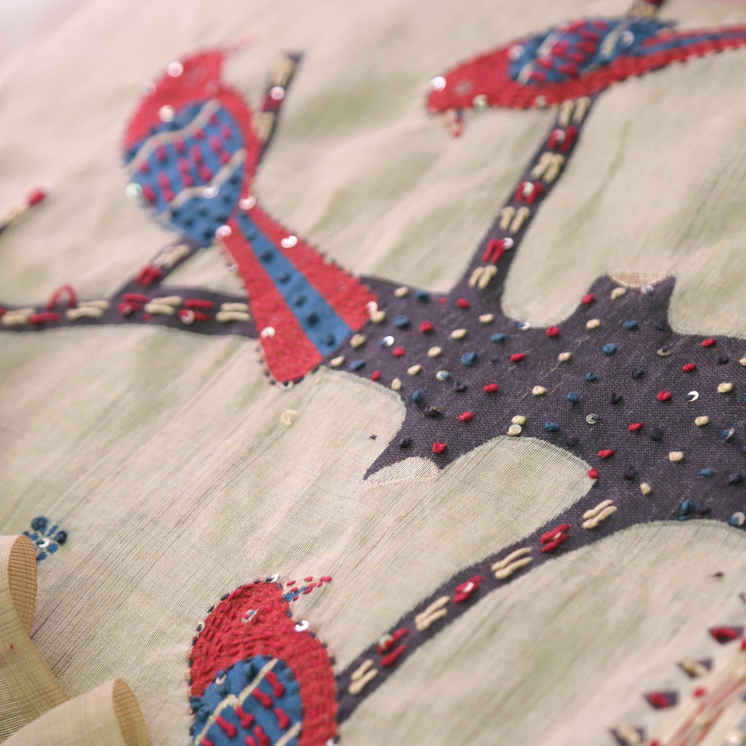 Ambarsari Beige French Knot Bird Embroidered Work Linen Set