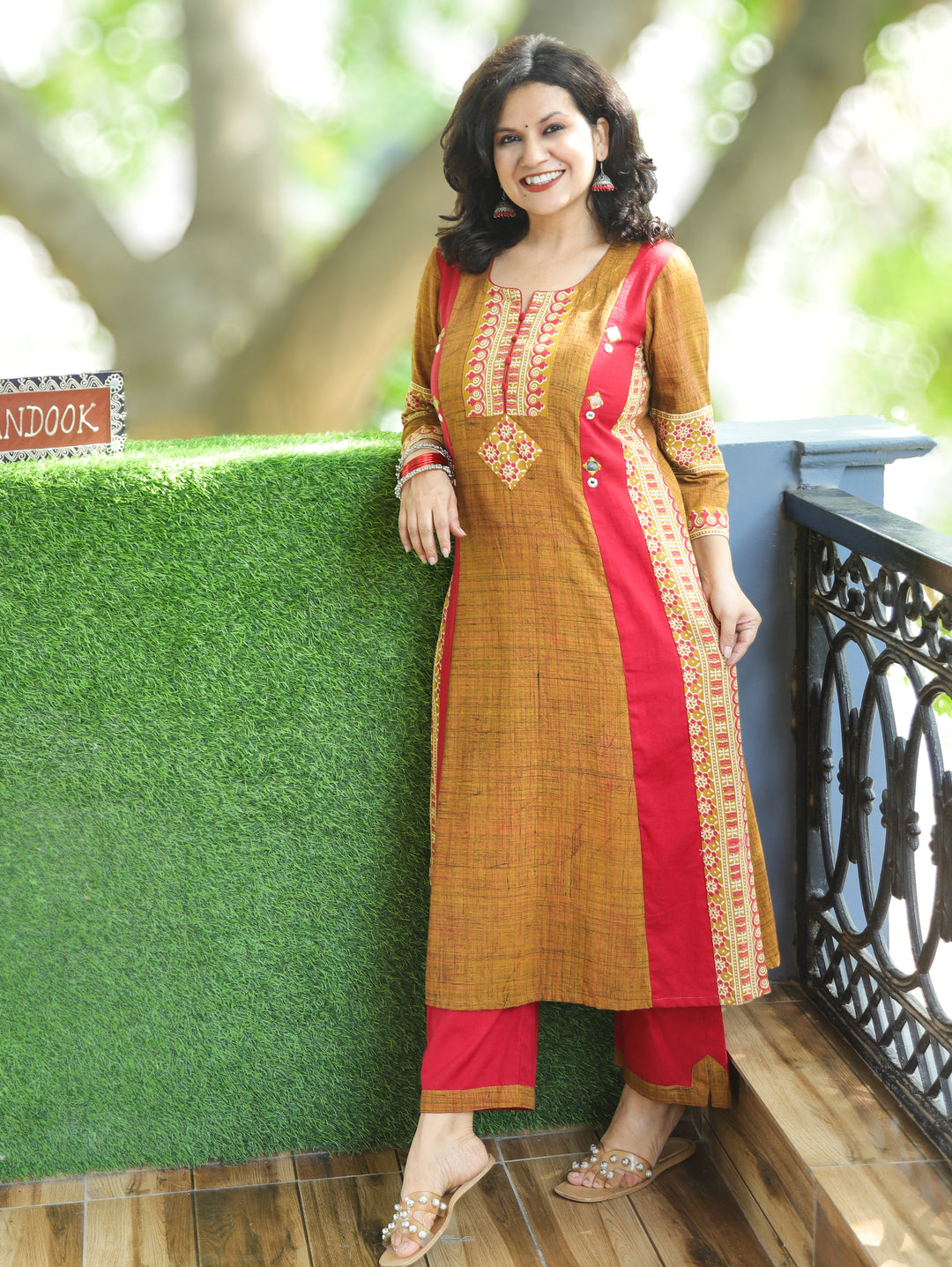 Mihika Mustard Yellow Triple Panel Brush Print 2 Piece Set