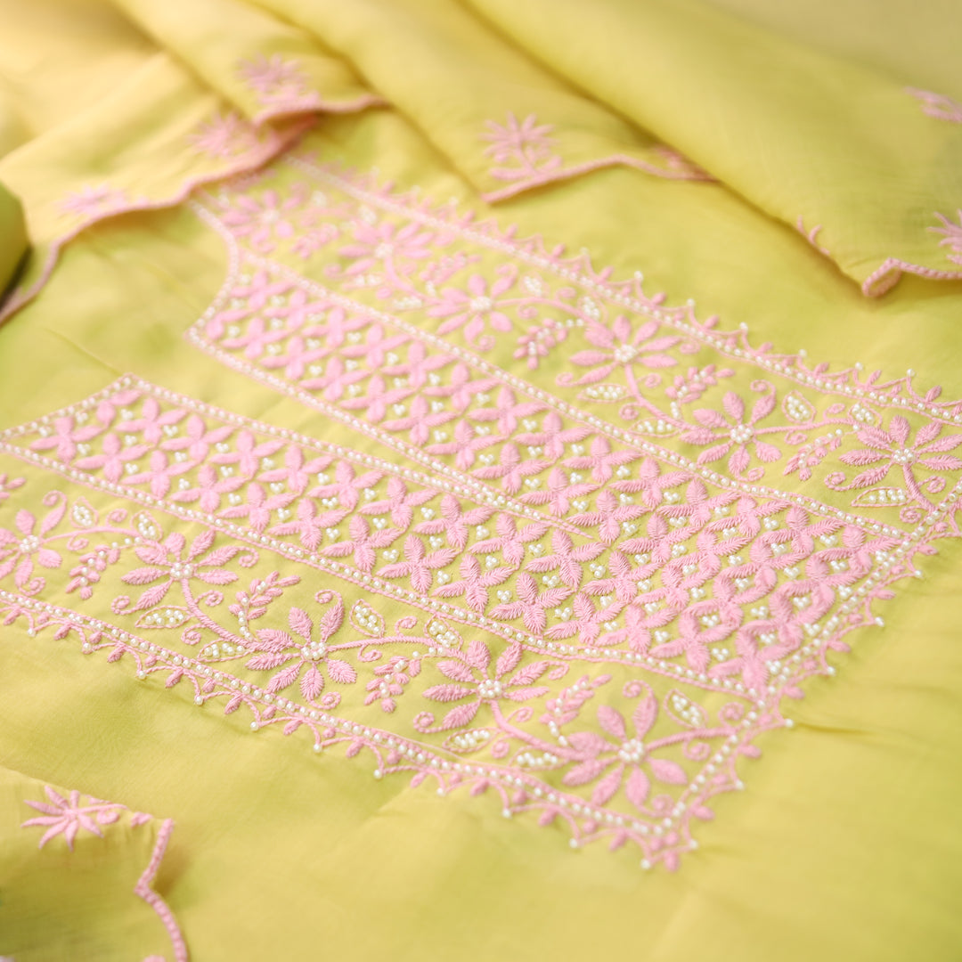 Mannat Butter Yellow Thread Embroidery Mul Chanderi Set