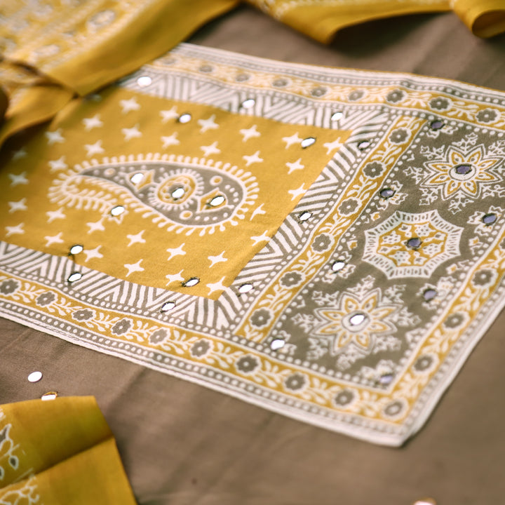 Patrani Forest Green Printed Yoke with Patra Work Glazed Cotton Suit Set