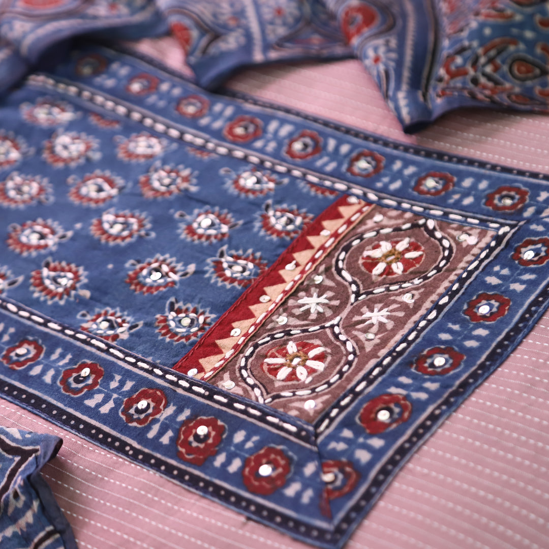 Surma Skin Mauve Ajrak Yoke with Running Stitch Cotton Set