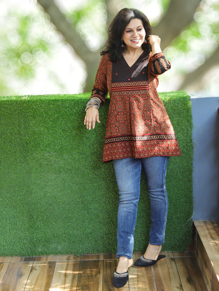 Madhvi Ebony Black Ajrak Printed Panel Style Short Kurti