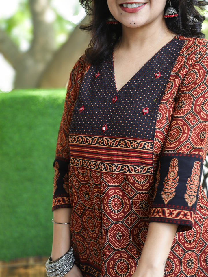 Madhvi Ebony Black Ajrak Printed Panel Style Short Kurti