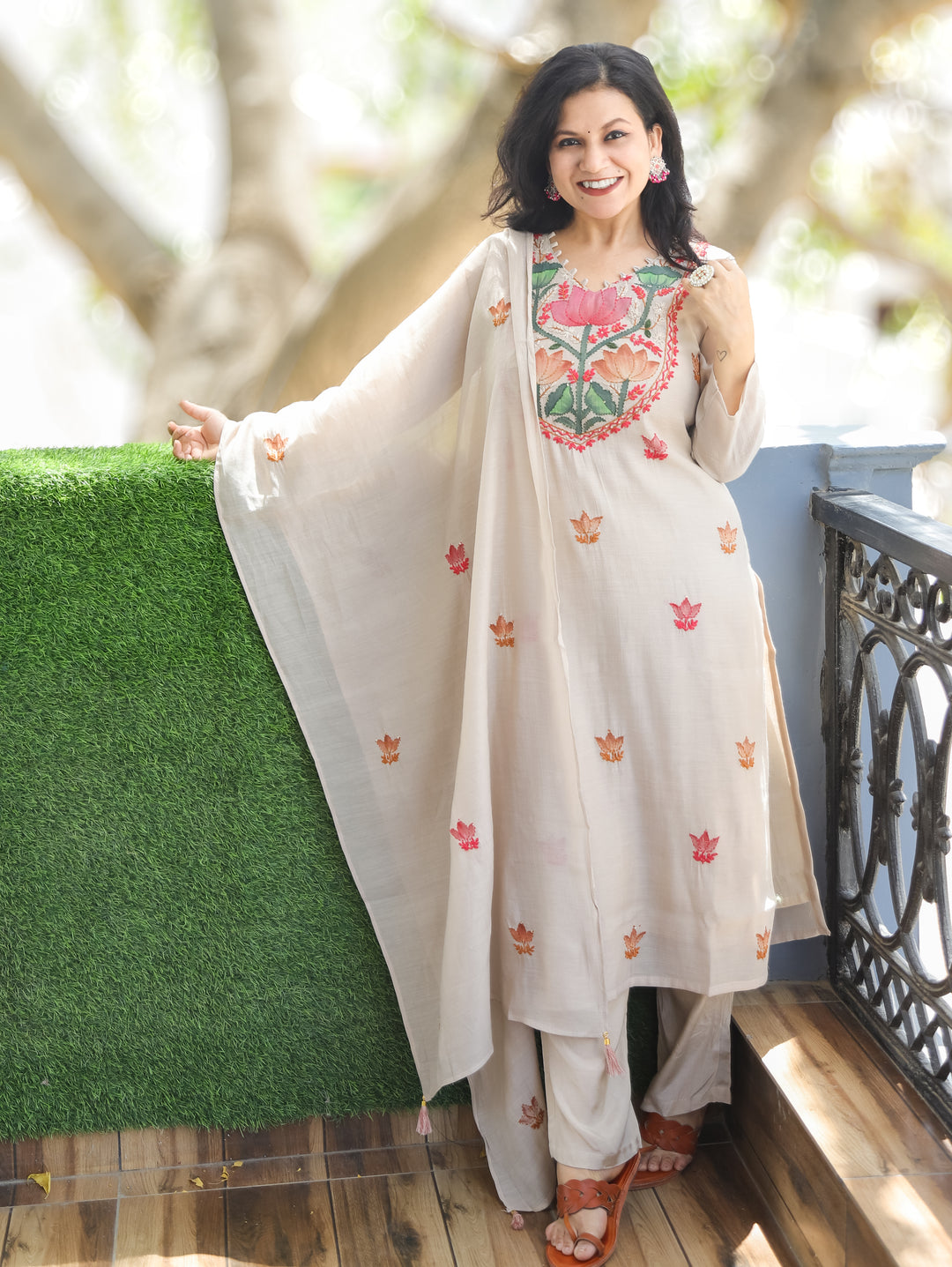 Elisha Sand Tan Kantha Mul Chanderi 3 Piece Set