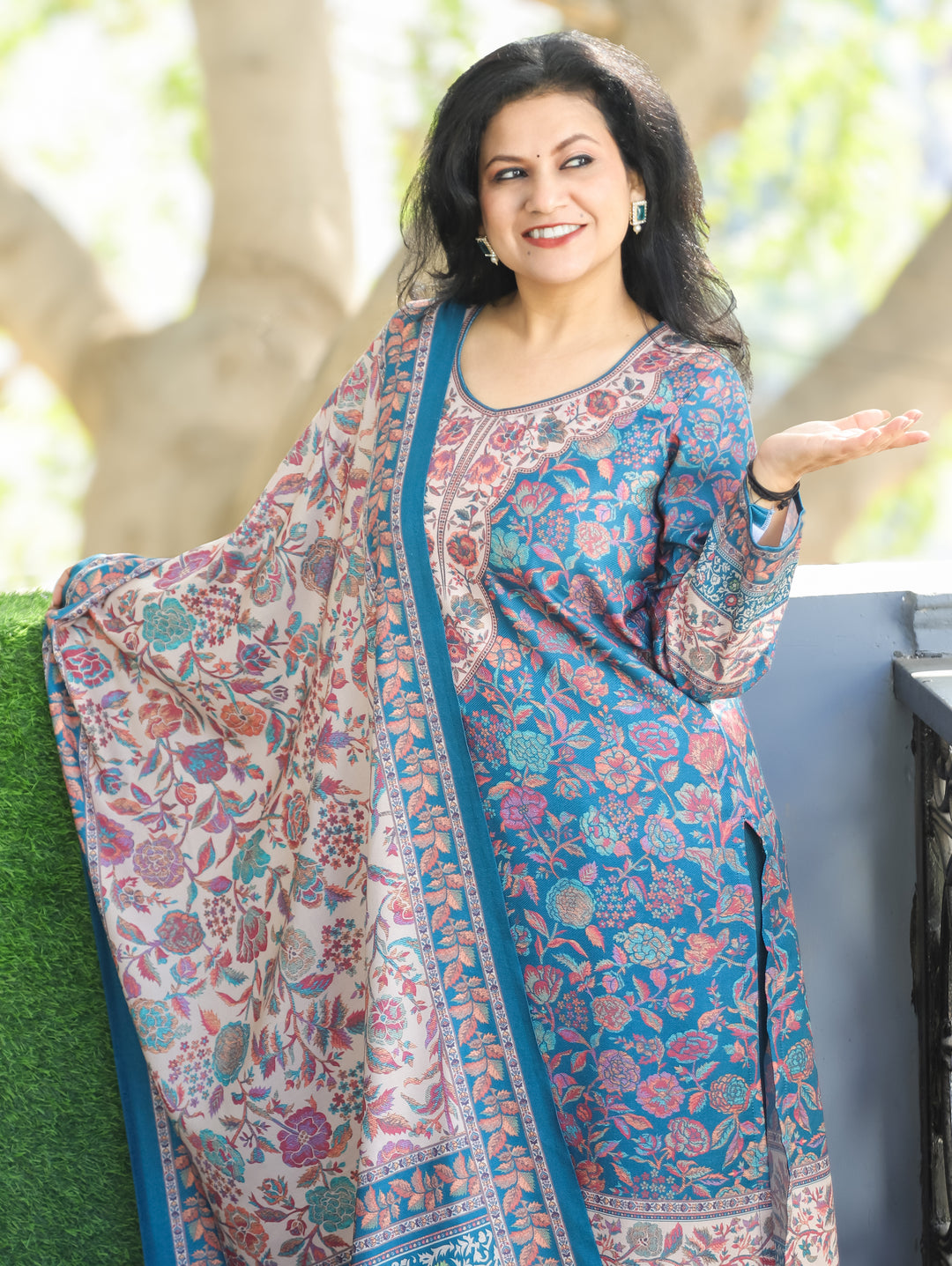 Tejaswi Aqua Teal Round Neck Kashmiri Floral Print Semi Pashmina 3 Piece Set