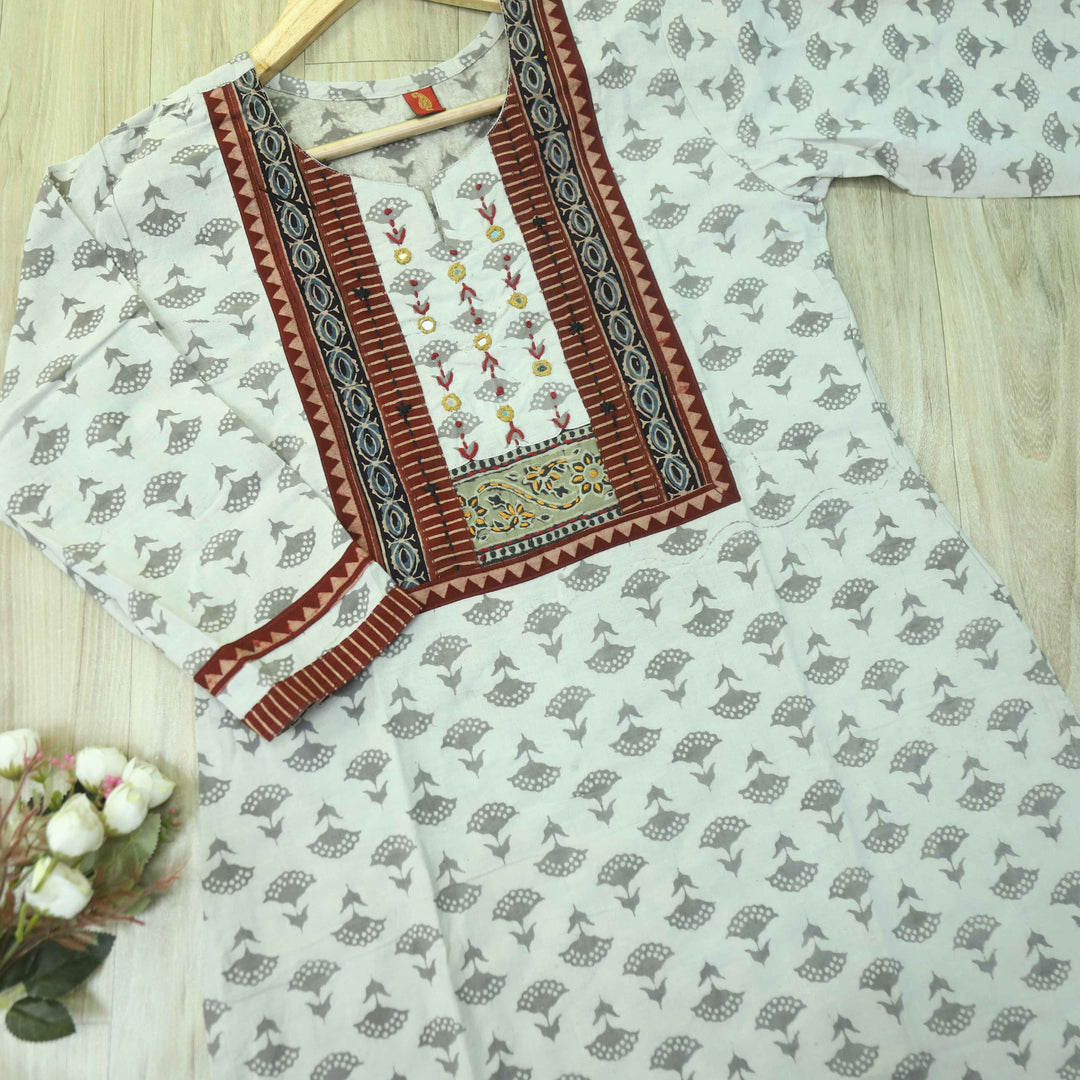 Ghoomar Pearl White Kutch Mirror Neck Work Dabu Cotton Kurti-D1