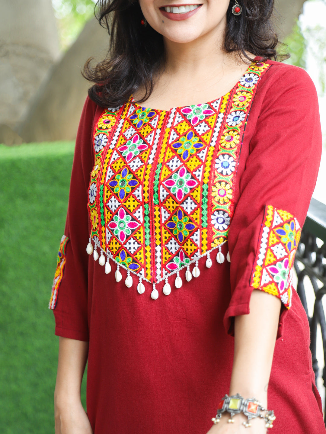 Naavali Berry Pink Kutchi Mirror Embroidered Yoke Cotton Kurti