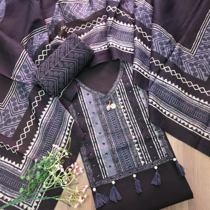 Avisha Black with Ajrakh Printed Yoke Tessals Cotton Set