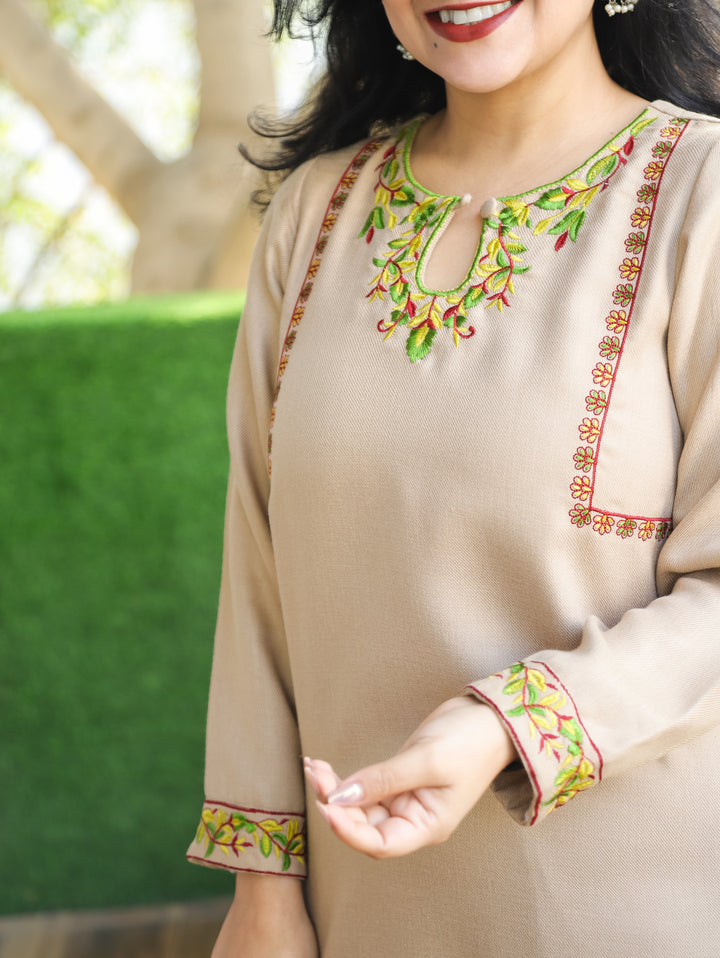 छाया Sand Beige Embroidered Keyhole Neck Semi Pashmina Winter Kurti