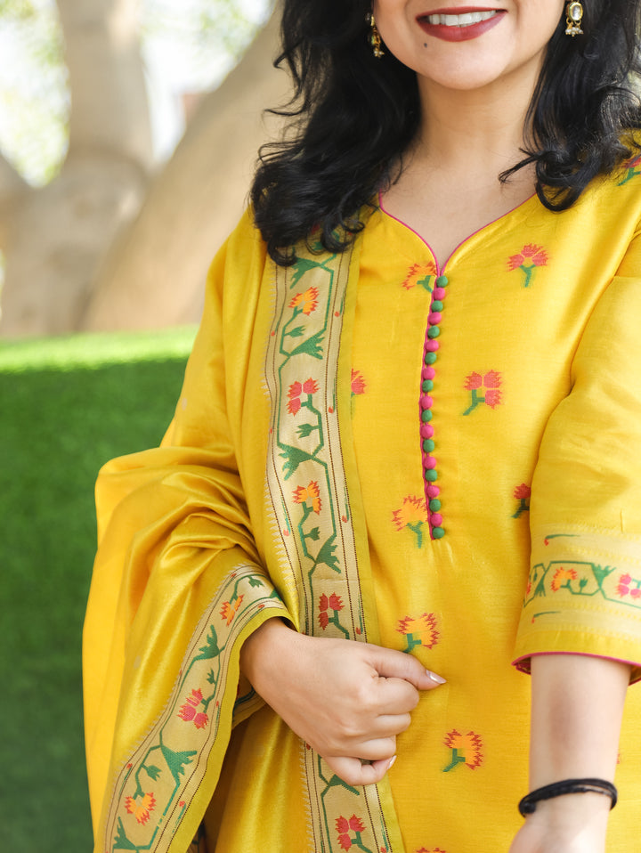 Pranda Yellow Jamdani Jacquard Weaved Paithani Inspired Tussar Silk 3 Piece Set