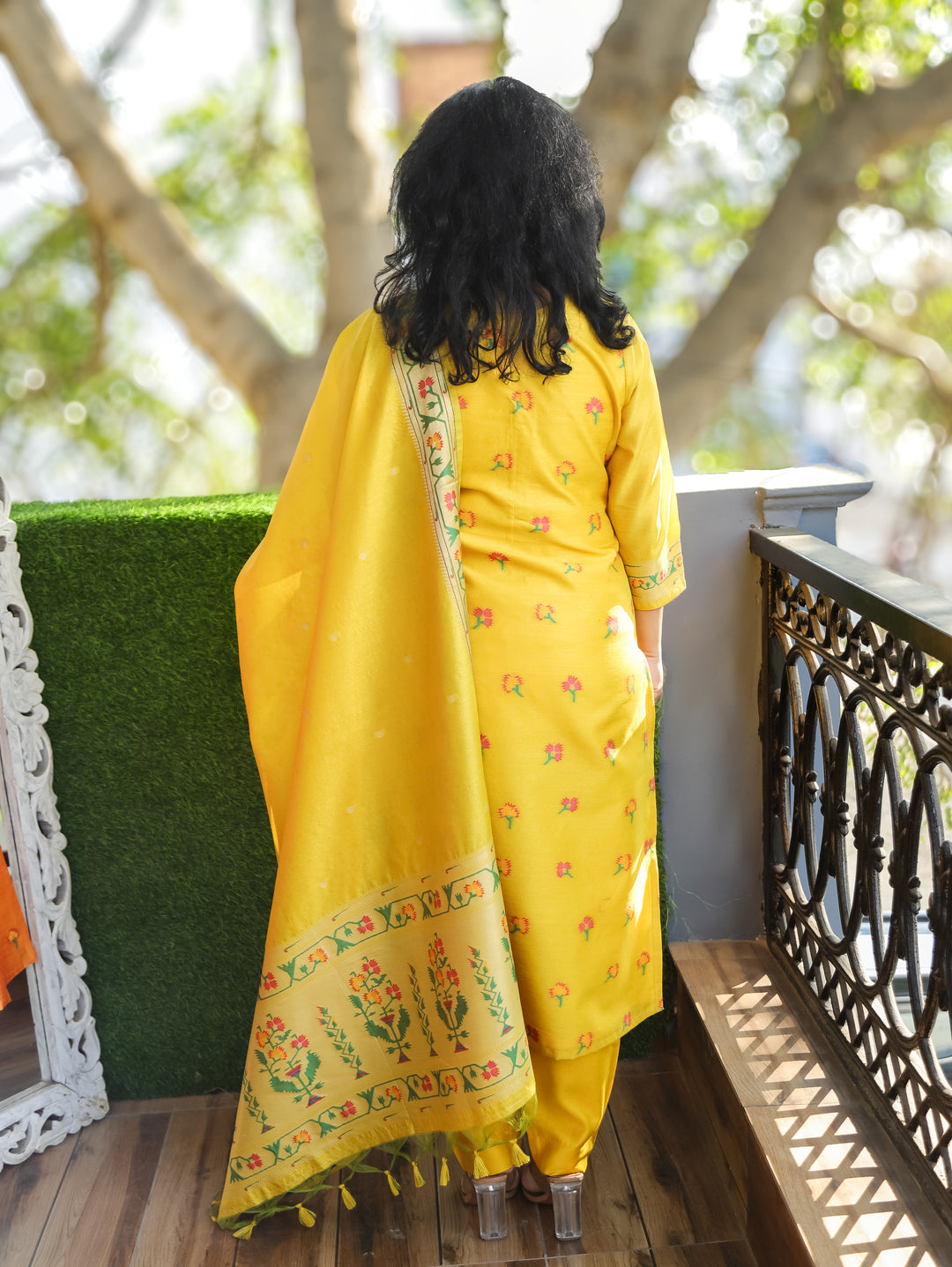 Pranda Yellow Jamdani Jacquard Weaved Paithani Inspired Tussar Silk 3 Piece Set