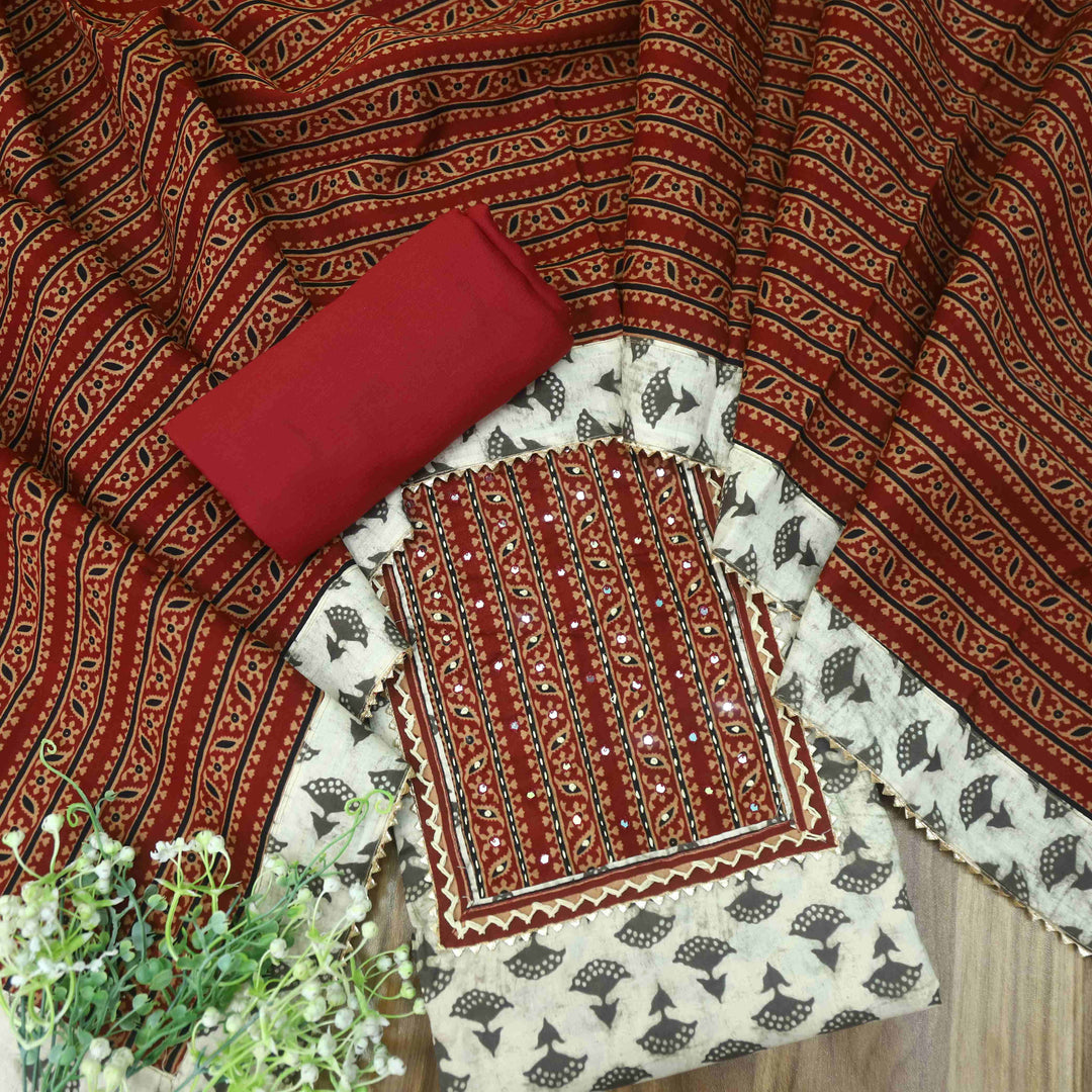 Nazara Faded White Kutch Work Neck Dabu Printed Cotton Suit Set D1