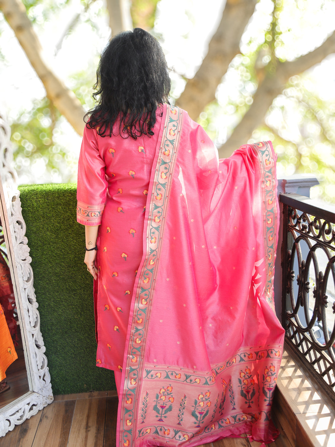 Pranda Pink Jamdani Jacquard Weaved Paithani Inspired Tussar Silk 3 Piece Set