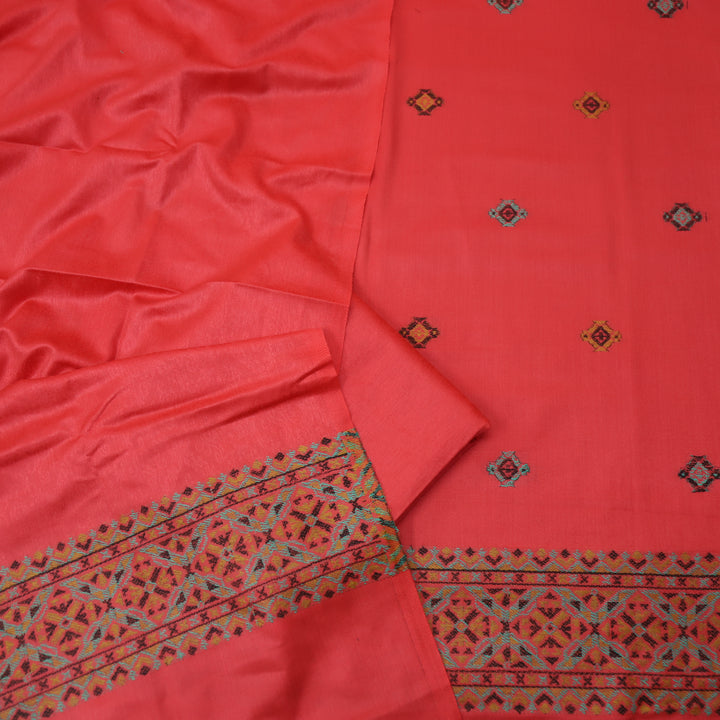 निकुंज Taffy Pink Kullu Thread Weaved Hem Semi Pashmina Winter Suit Set