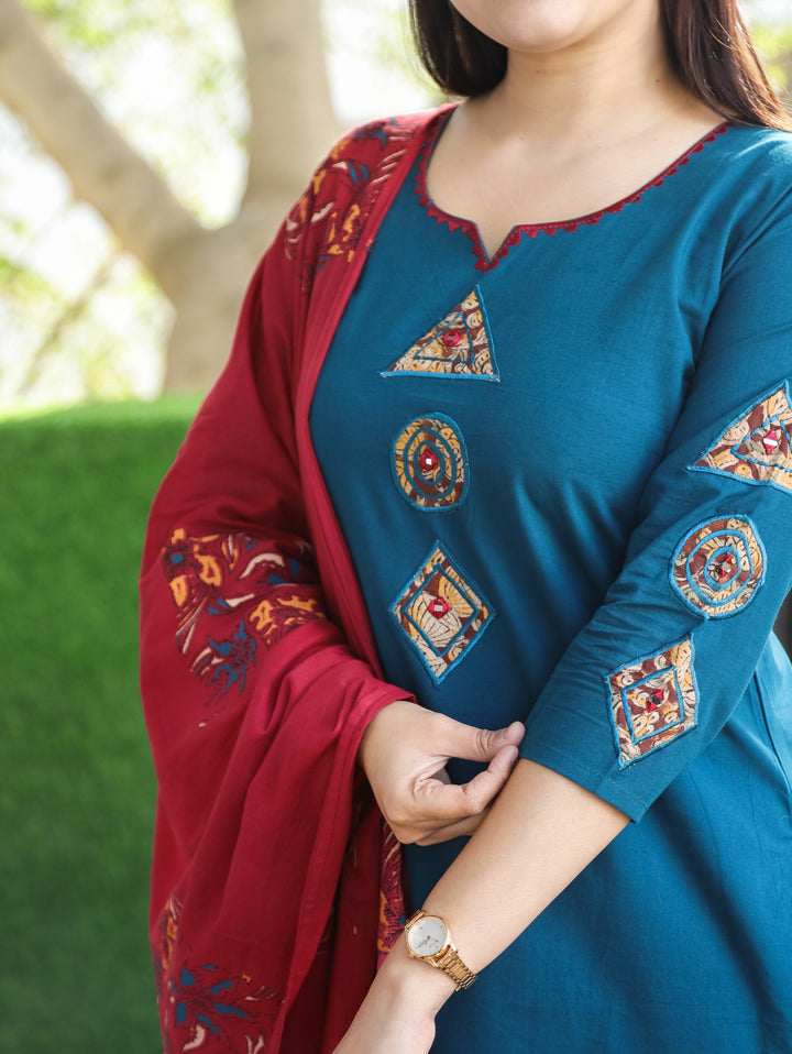 Roohi Cerulean Blue Round Applique Patch Neck and Sleeve Cotton 3 Piece Set