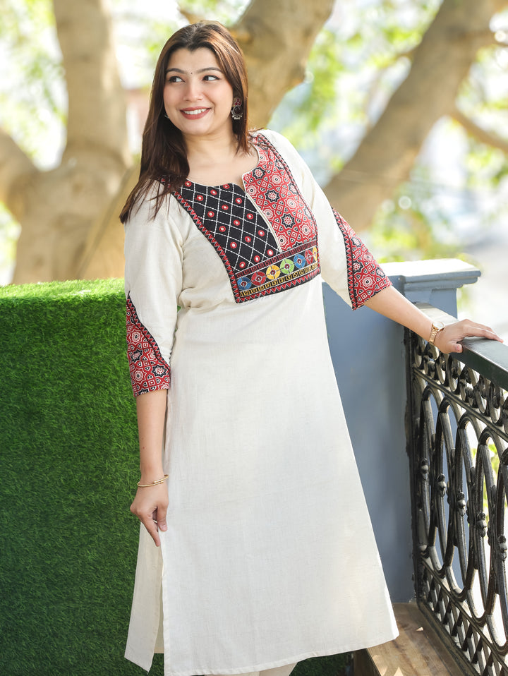 Chandra Shell White Kutch Patch Mirror and Thread Embroidery Cotton Kurti