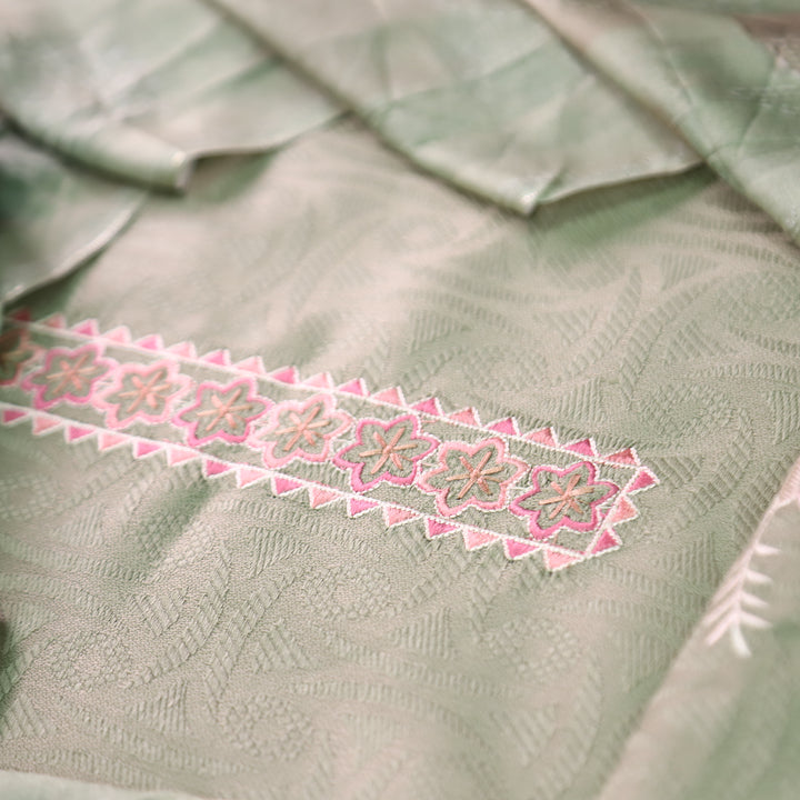 Shivahi Castleton Green Thread Embroidery Semi Pashmina Winter Set