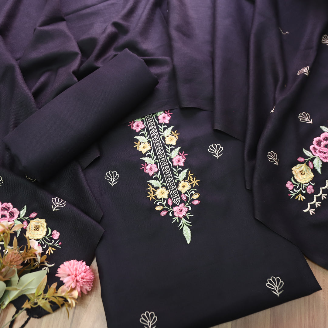 Saverhi Ebony Black Thread Embroidered Semi Pashmina WInter Set
