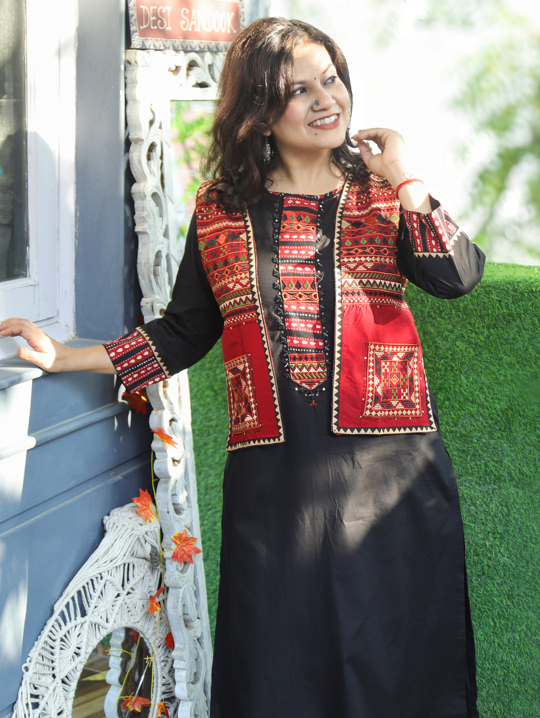 Rysa Ebony Black Cotton Jacket Set