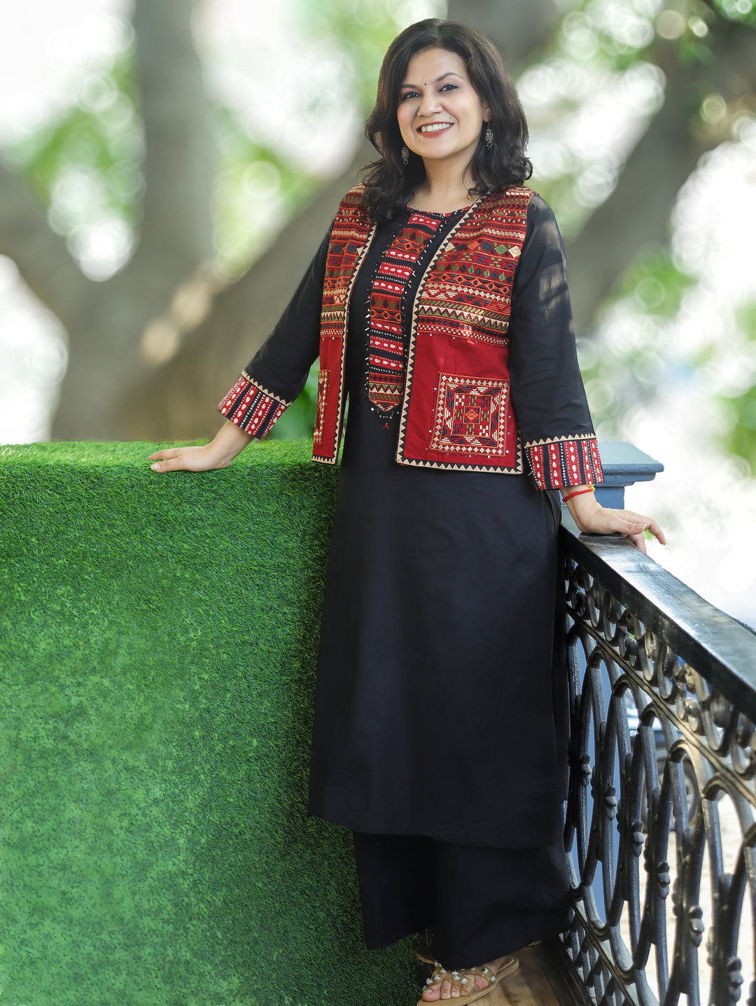 Rysa Ebony Black Cotton Jacket Set