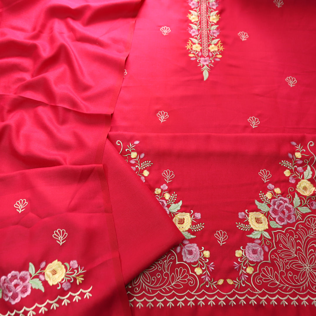 Saverhi Rani Pink Thread Embroidered Semi Pashmina WInter Set