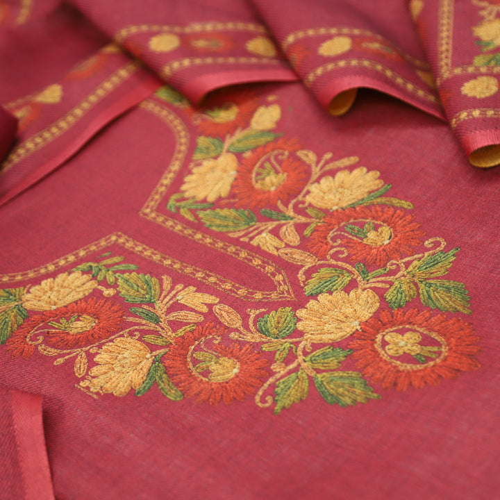 Mahima Magenta Mauve Digital Kashmiri Printed Semi Pashmina Winter Set
