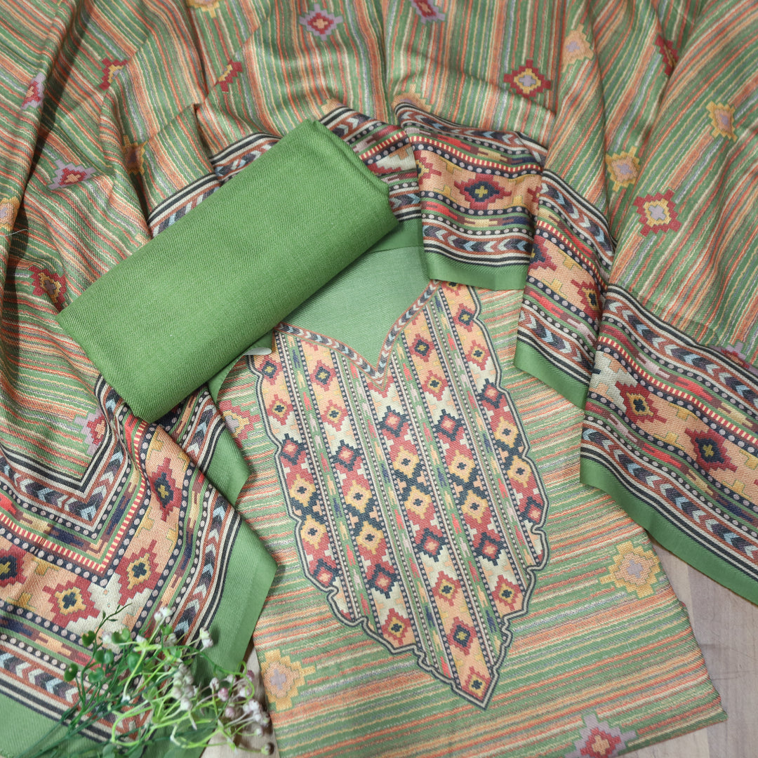 Kavina Leaf Green Digital Kullu Printed Semi Pashmina Winter Set