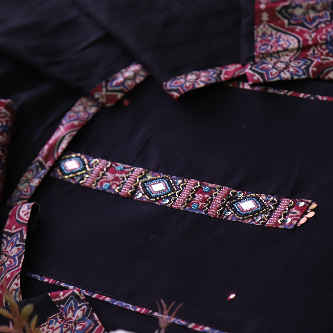 Aafreen Black Moti with Kardana Detailing Neck Cotton Suit with Red Bottom