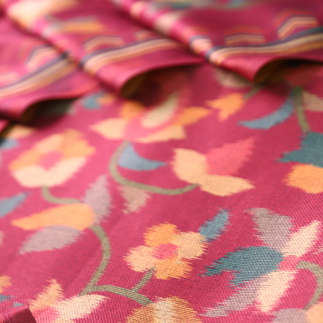 राजवाड़ी Burgundy Wine Digital Floral Burberry Printed Semi Pashmina Winter Set