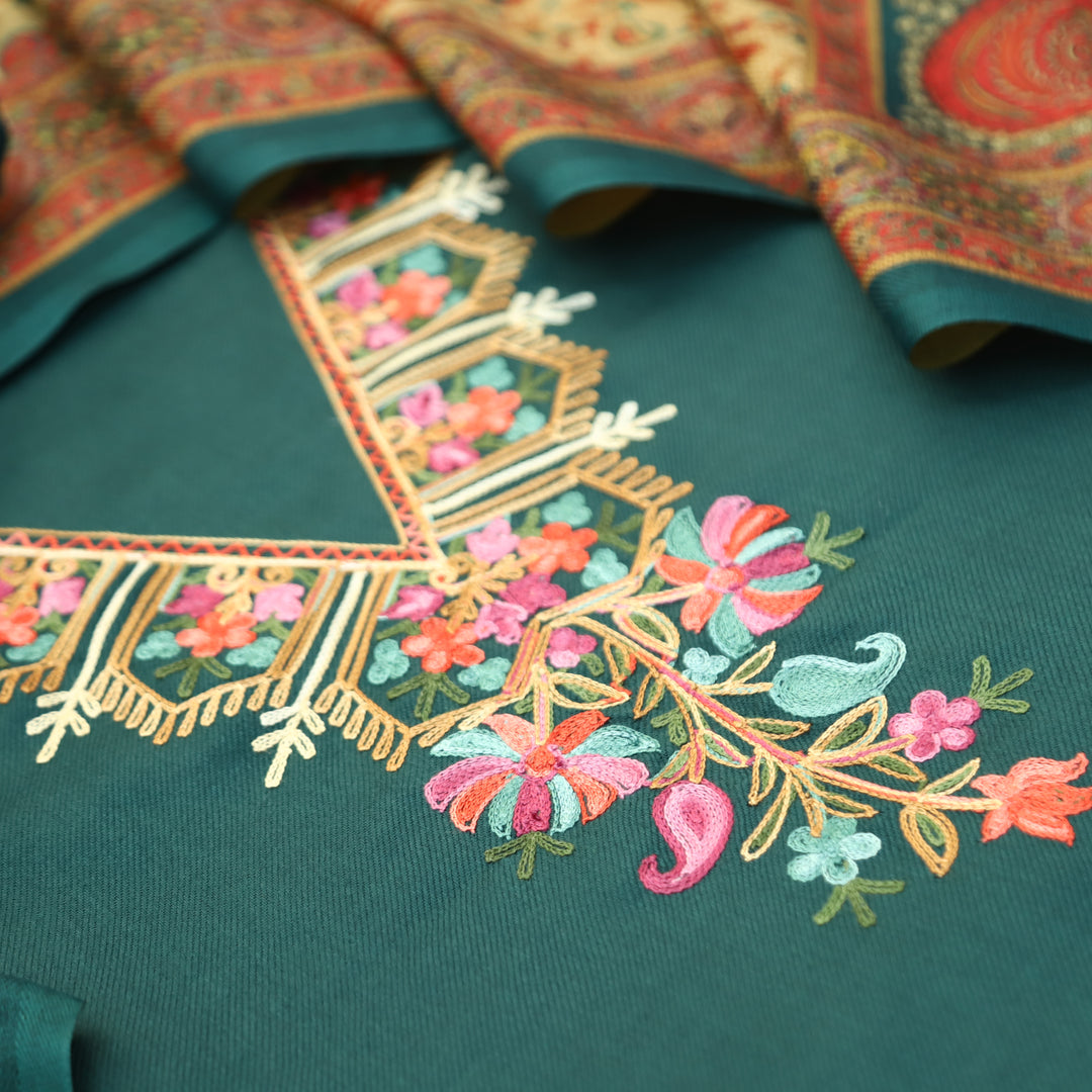 Suhani Sacramento Green Elegant Kashida Embroidery Semi Pashmina Winter Set