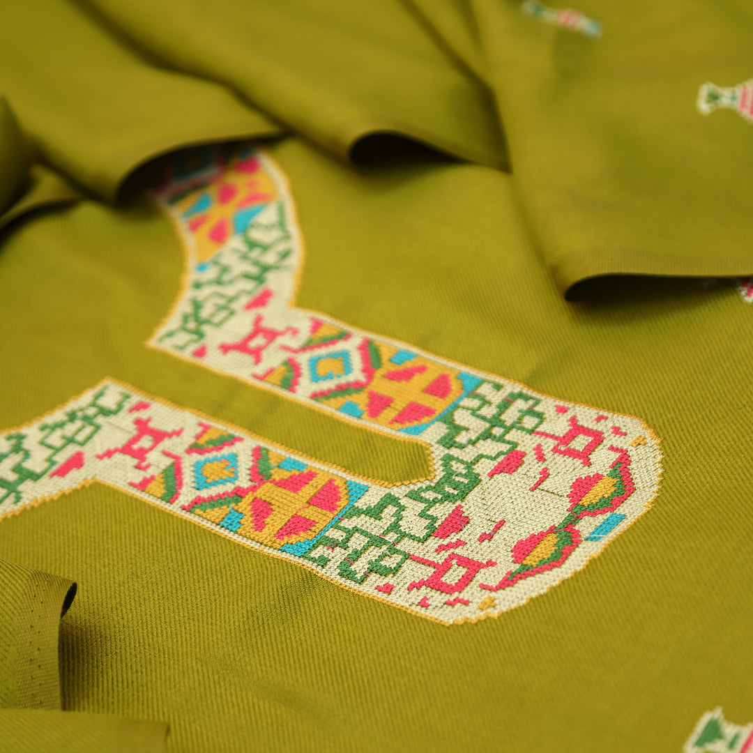 Shanya Parrot Green Cross-Stitch Embroidery Semi Pasmina Winter Set