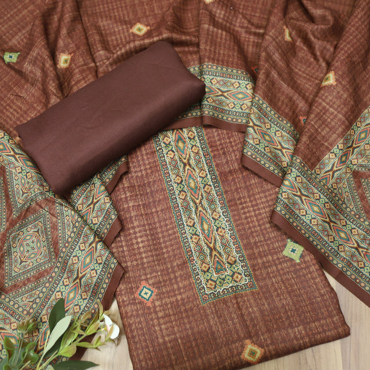 Rashavi Coco Maroon Digital Printed Hem Semi Pashmina Winter Set