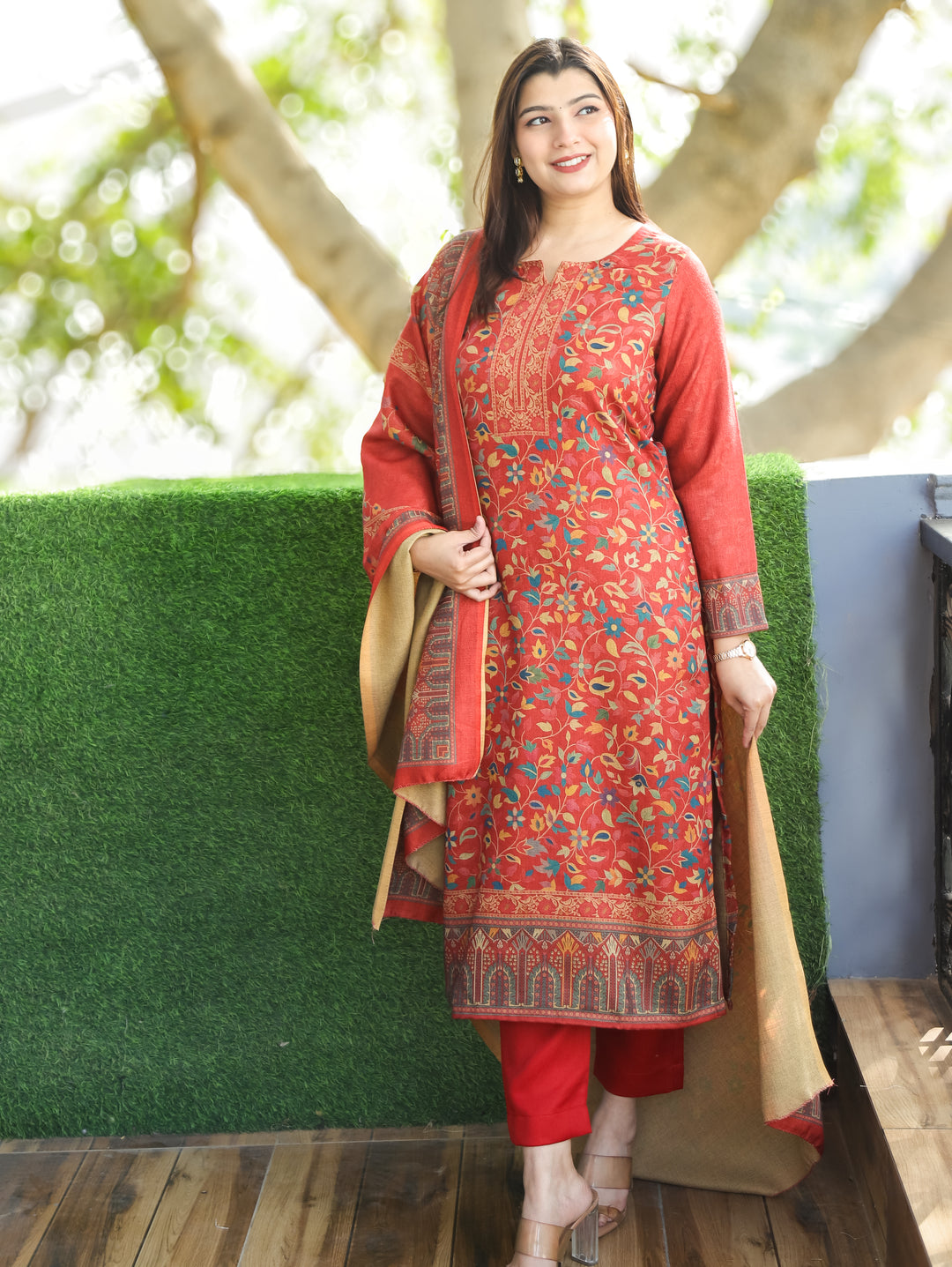 Pratiksha Tomato Red Round Neck Kashmiri Kanni Print Semi Pashmina 3 Piece Set