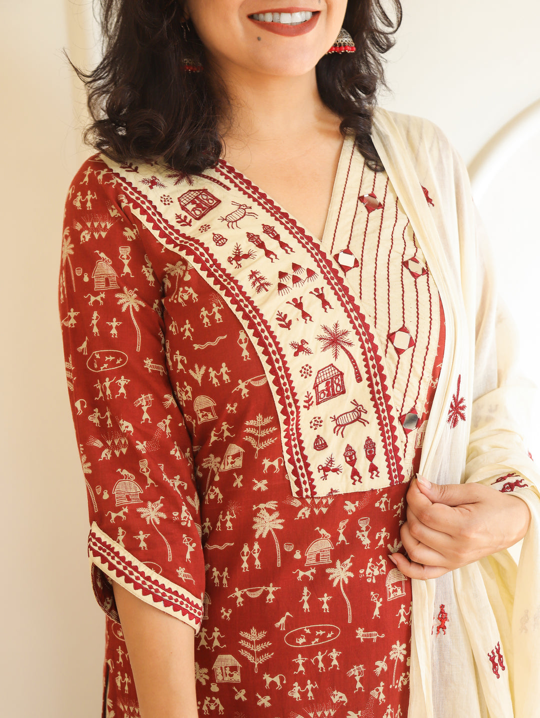 Araha Red Warli Embroidered with Mirror Cotton 3 Piece Set