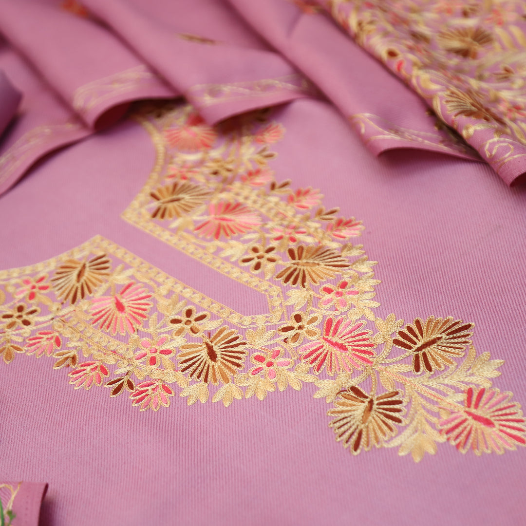 Roshni Lilly Lilac Kashida Embroidery Work Semi Pashmina WInter Set