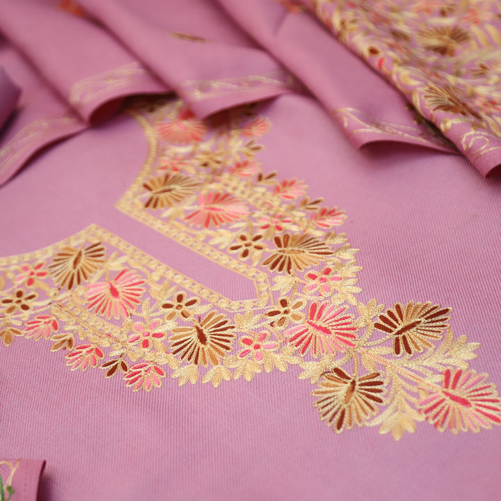 Roshni Lilly Lilac Kashida Embroidery Work Semi Pashmina WInter Set
