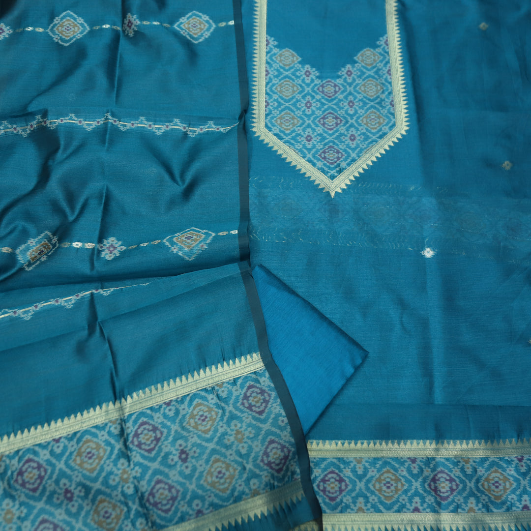 Rupali Cerulean Teal Zari Weaved Maheswari Set
