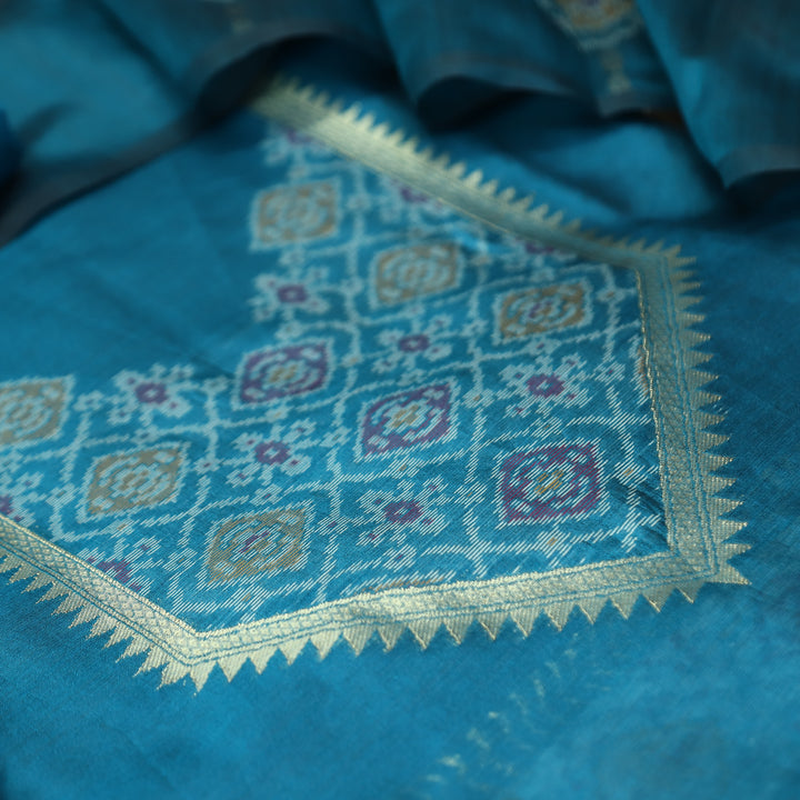Rupali Cerulean Teal Zari Weaved Maheswari Set