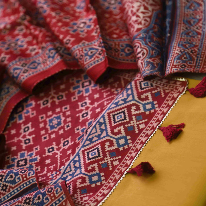 Zulfat Mustard Yellow Glazed Cotton Top and Printed Mashru Dupatta-D1